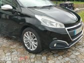 Peugeot 2008 1.2 puretech style