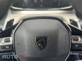 Peugeot 2008 1.2 Hybrid Allure e-DCS6