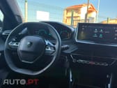 Peugeot E-2008 𝟱𝟰 𝙠𝙒𝙝 𝟭𝟱𝟲𝙘𝙫𝙨 𝙎𝙩𝙮𝙡𝙚