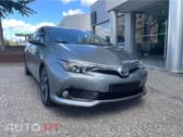 Toyota Auris 1.8 HSD Comfort +P.Techno+P.Sport