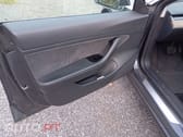 Tesla Model 3 SR+