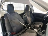 Toyota Hilux 2.4 D-4D 2WD CE