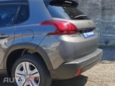 Peugeot 2008 1.2 PureTech Signature
