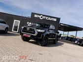 Toyota Hilux 2.4 D-4D 4WD CD Tracker S CA