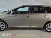 Toyota Auris Touring Sports 1.8 HSD Exclusive - Adaptada A Pessoas Com Mobilidade Reduzida