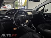 Peugeot 208 1.2 PureTech GT Line EAT6