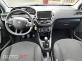 Peugeot 208 1.2 PureTech Signature