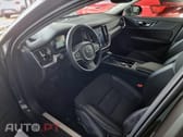Volvo V60 2.0 T4 Momentum Plus