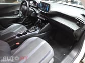 Peugeot E-2008 50 kWh Allure Pack