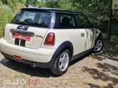 MINI Cooper Cooper D