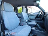 Toyota Hilux 2.4 TD LN165LSR Tracker