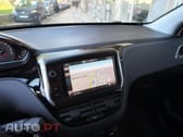 Peugeot 2008 1.2 PureTech Crossway EAT6
