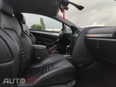 Peugeot 407 Coupé 2.7 HDi V6 AM6