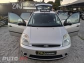 Ford Fiesta 1.25 Poucos Kms