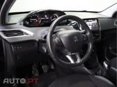 Peugeot 208  1.2 PureTech Style 