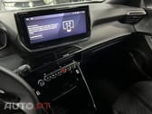 Peugeot 2008 1.2 Hybrid Allure e-DCS6