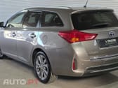 Toyota Auris Touring Sports 1.8 HSD Exclusive - Adaptada A Pessoas Com Mobilidade Reduzida