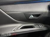 Peugeot 3008 1.6 Hybrid Allure e-EAT8