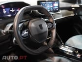 Peugeot 2008 1.2 Hybrid Allure e-DCS6