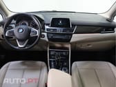 BMW 216 d Auto