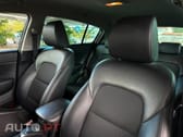 Kia Sportage Outro