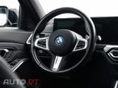 BMW 330 e Pack Desportivo M Auto