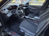 Peugeot 2008 1.2 PureTech Active Pack EAT8