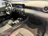 Mercedes-Benz A 250 e Limousine AMG I.V.A DEDUTÍVEL 
