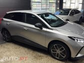 MG MG4 77 kWh Extended Range Luxury