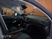 Peugeot 308 1.2 PureTech Active J17
