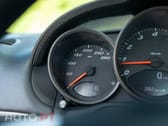 Porsche Cayman 2.7