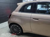 Fiat 500e La Prima