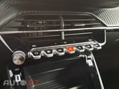 Peugeot E-2008 Active