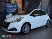 Peugeot 208 1.2 PureTech Signature