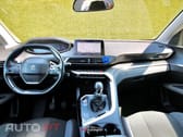 Peugeot 3008 1.5 BlueHDi Active