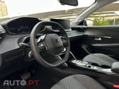 Peugeot 208 1.2 Hybrid Allure e-DCS6