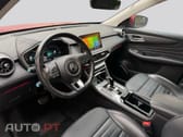 MG EHS PHEV Hybrid Luxury