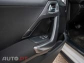 Peugeot 2008 PureTech 110 GPF Stop&Start EAT6 Signature