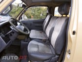 Toyota HiAce 2.4 D LH102L