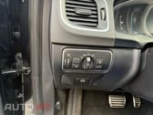 Volvo V60 2.4 D6 R-Design Momentum AWD Phev