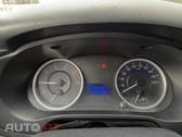 Toyota Hilux 2.4 D-4D 2WD CD