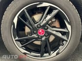 DS DS7 Crossback Performance Line