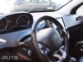 Peugeot 2008 EAT6 PureTche automático