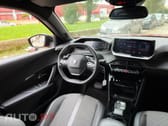 Peugeot 2008 PureTech 130 EAT8 GT