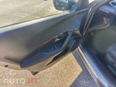 Peugeot 2008 1.2 PureTech Active Pack