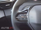 Peugeot 2008 1.2 Hybrid Allure e-DCS6