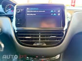 Peugeot 208 1.2 PureTech Tech Edition
