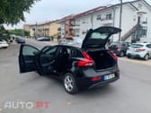 Volvo V40 D2