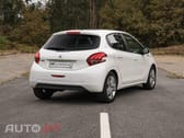 Peugeot 208 1.2 PureTech Signature