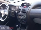 Peugeot 206 2.0HDI 90cv 5lugares AC